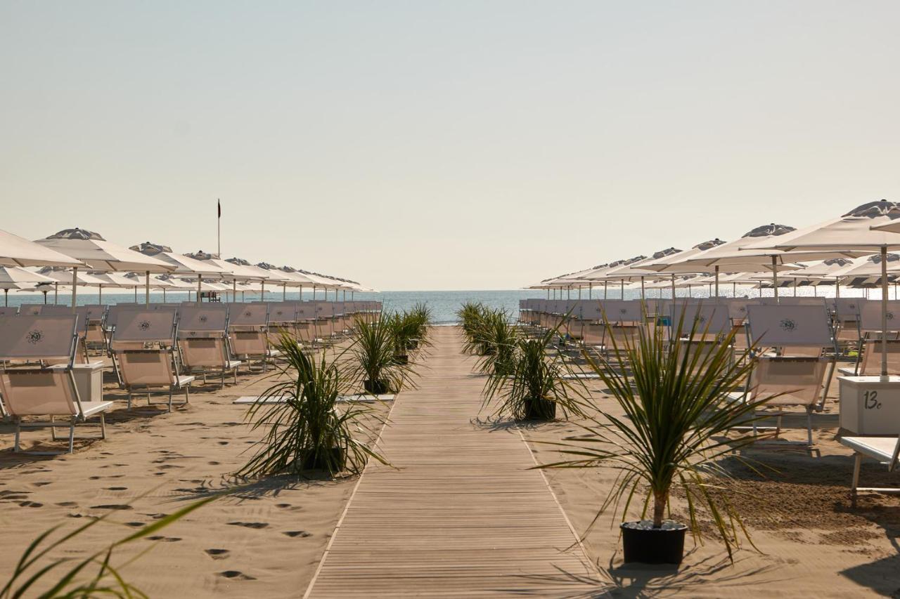 Hotel Saraceno Resort With Private Beach Milano Marittima Exterior foto