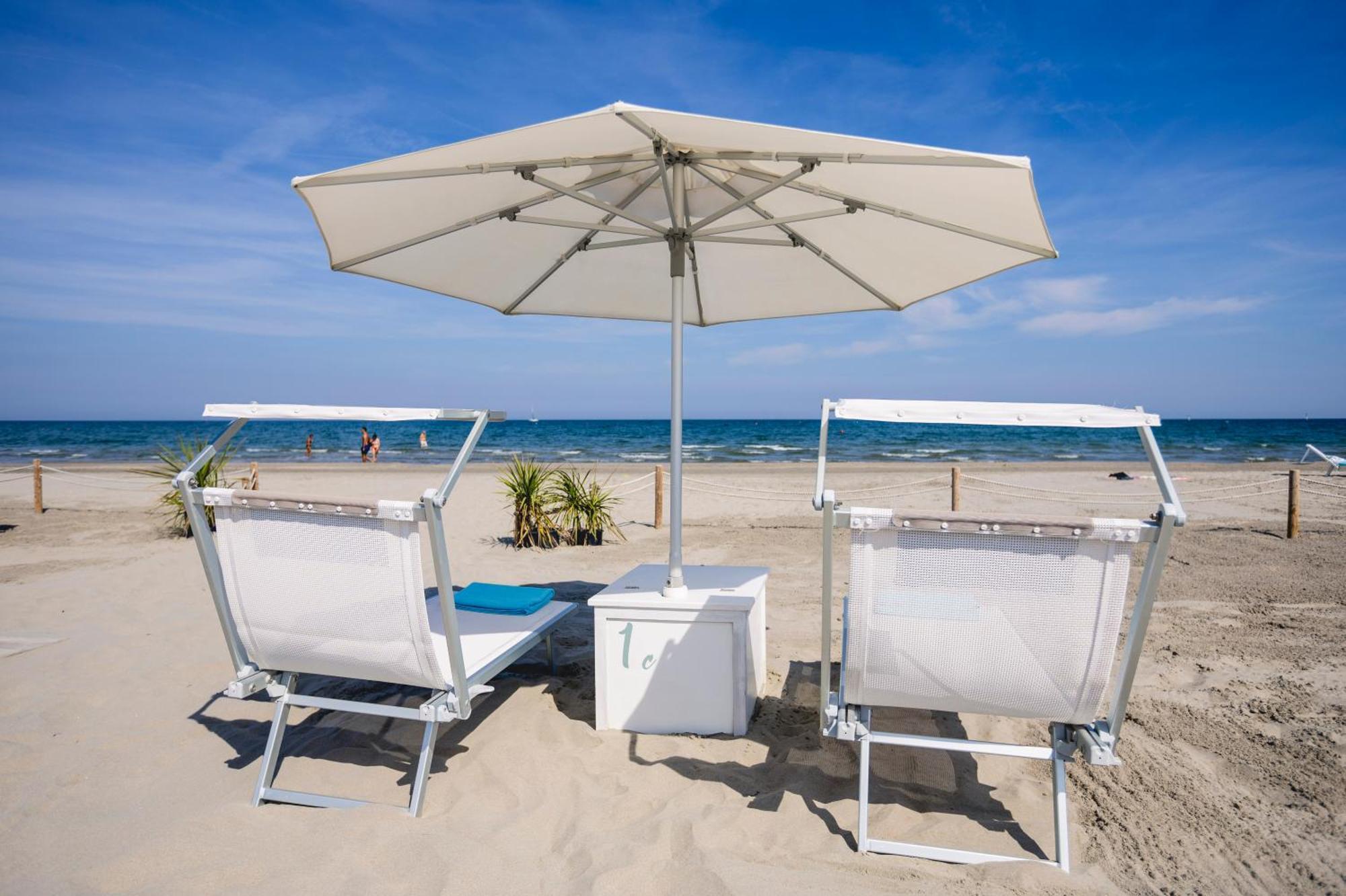 Hotel Saraceno Resort With Private Beach Milano Marittima Exterior foto