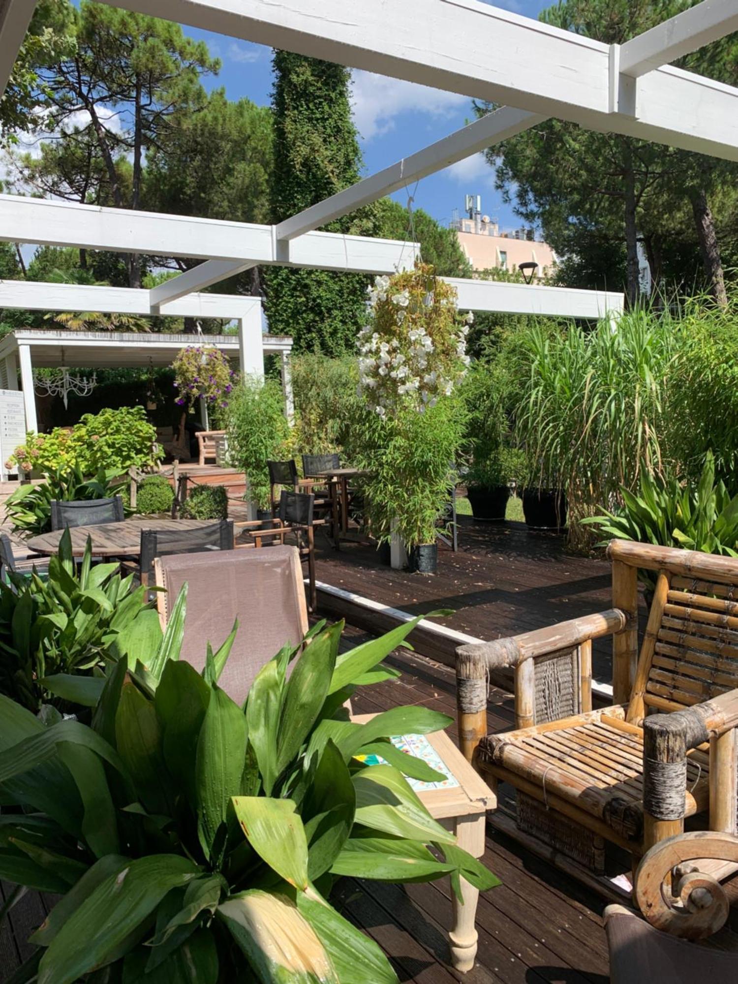 Hotel Saraceno Resort With Private Beach Milano Marittima Exterior foto