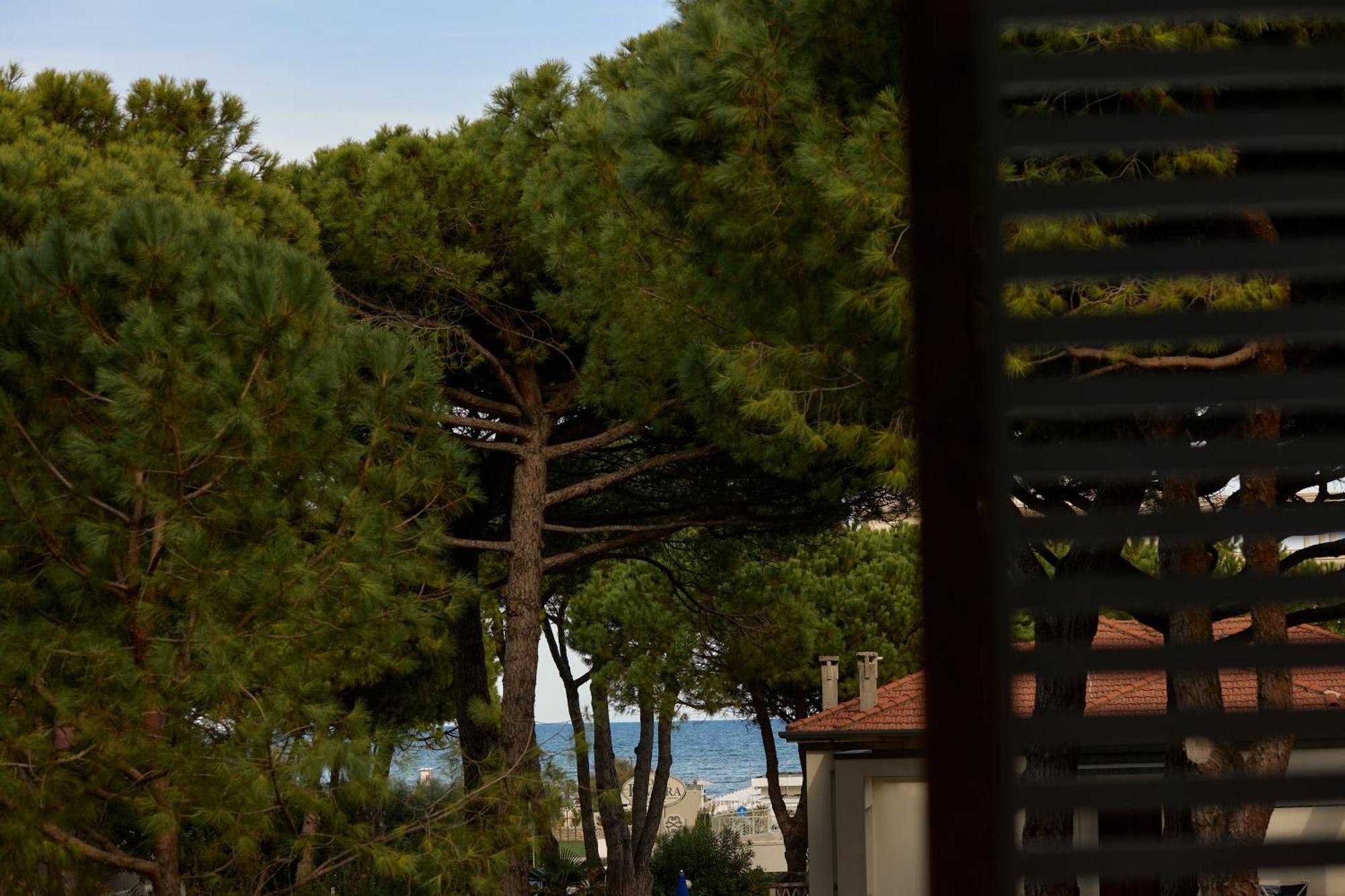 Hotel Saraceno Resort With Private Beach Milano Marittima Exterior foto