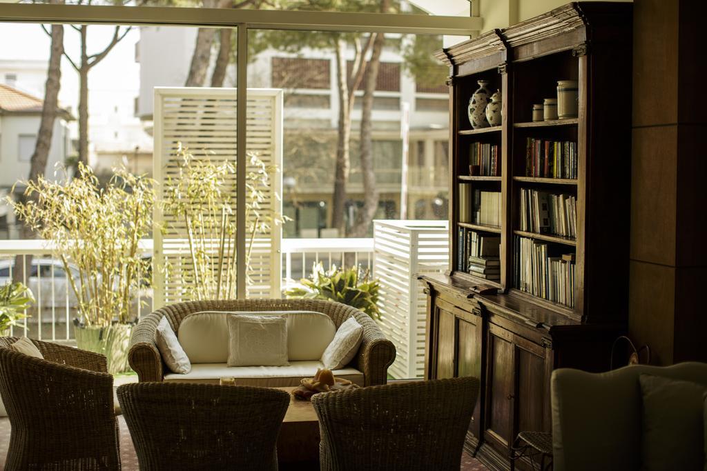 Hotel Saraceno Resort With Private Beach Milano Marittima Exterior foto